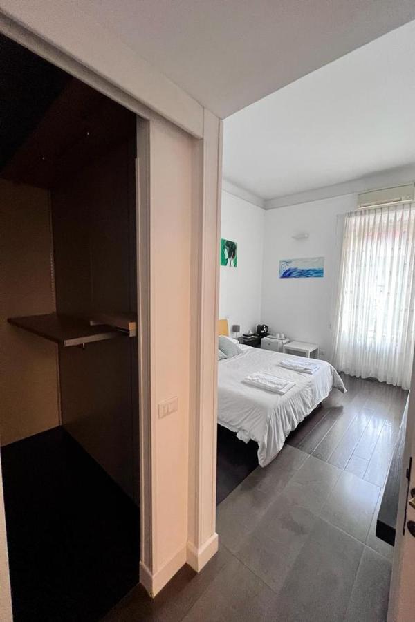 B&B Azuni Home Рим Екстериор снимка
